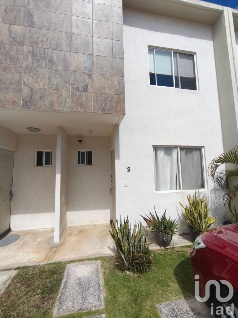 CASA DE  3 RECÁMARAS EN VENTA, JARDINES DEL SUR CANCÚN QUINTANA ROO