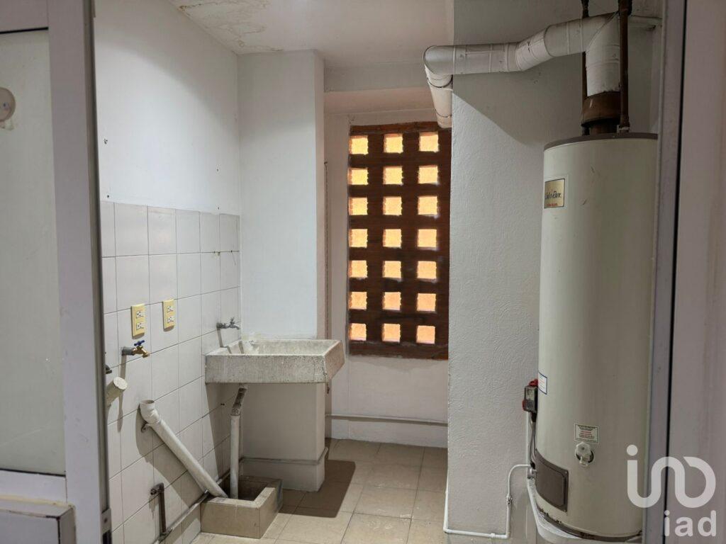 RENTA DE DEPARTAMENTO EN REVOLUCIÓN, COL. LOS ALPES, ALCALDÍA ALVARO OBREGÓN, CDMX