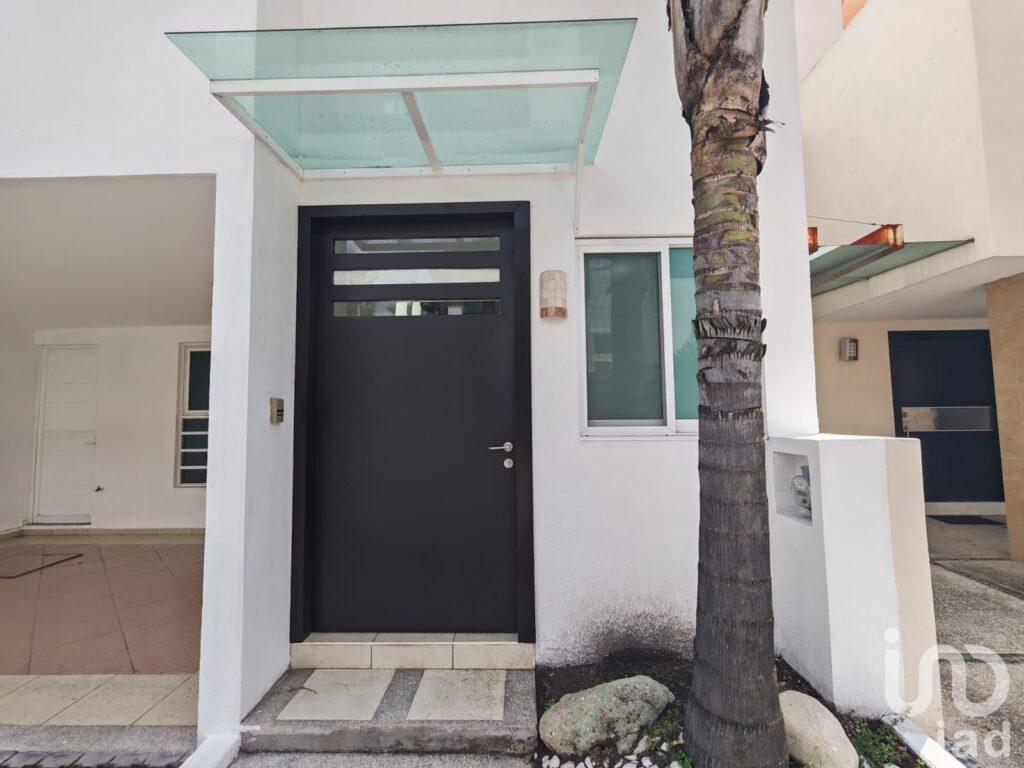 Casa en venta cerca de Universidad Anahuac , San Andrès Cholula