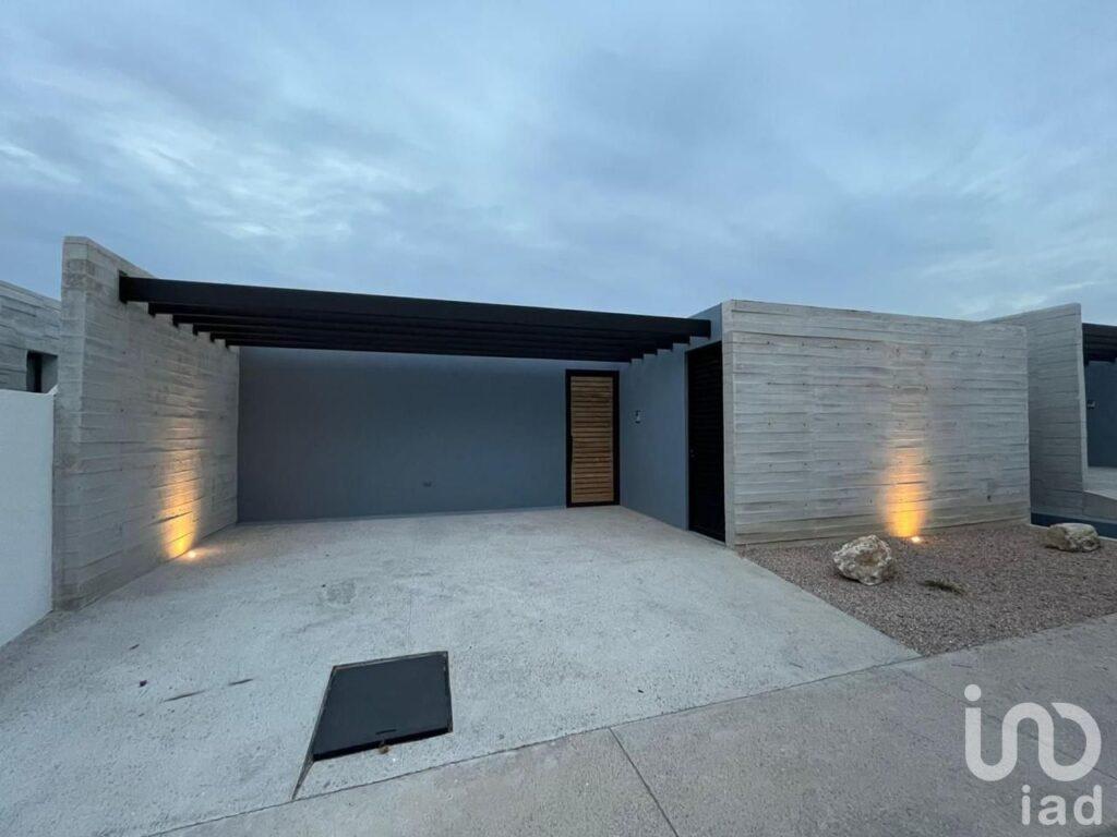 BOSQUES DE LAS LUCES HARAS Lomas Flor del Bosque, Puebla-México