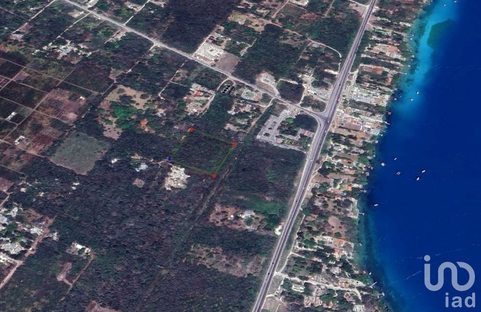 Terreno estratégico en Bacalar 10,000 m² 150 m de la laguna Uso mixto ideal para hotel o desarrollo
