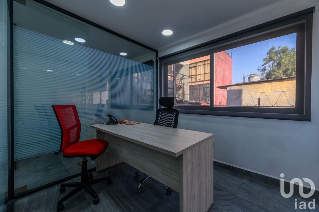 OFICINAS EN VENTA EN JARDÍN BALBUENA, A TRES CUADRAS DEL METRO FRAY SERVANDO, VENUSTIANO CARRANZA