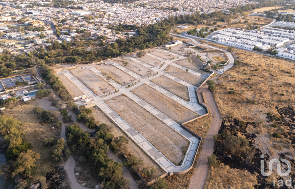 Terreno comercial en venta Bosque Central Aguascalientes Ags.