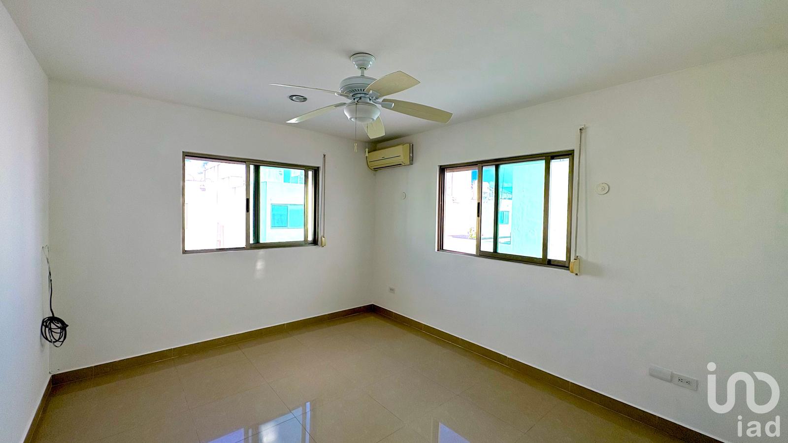 Residencia Premium en Venta – San Remo Blanc, Altabrisa Mérida 3 Recamaras, Piscina, Cuarto Servicio