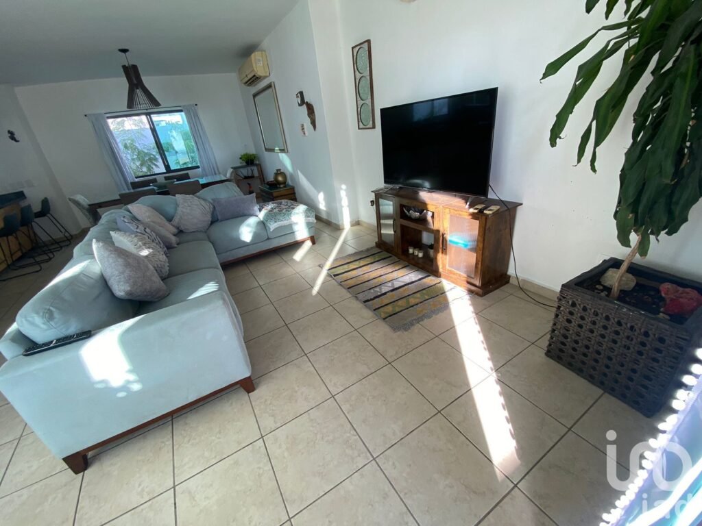 Casa en Renta en Colonia Cumbres del Tezal, Los Cabos, Baja California Sur.