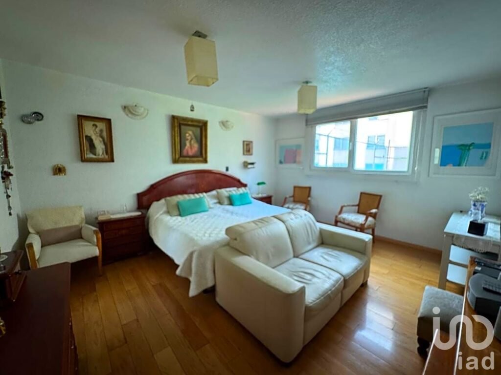 CASA EN VENTA EN COL. SAN JOSE INSURGENTES CDMX.