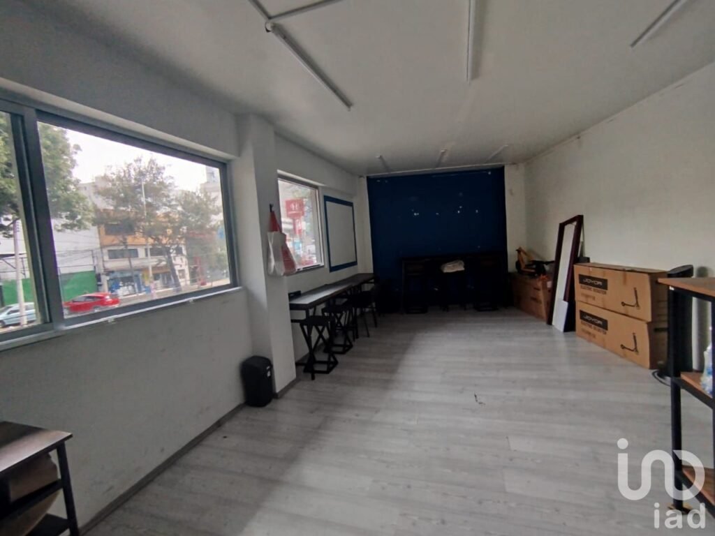 Oficina en reta, Escandón a una cuadra de plaza Metrópoli Patriotismo