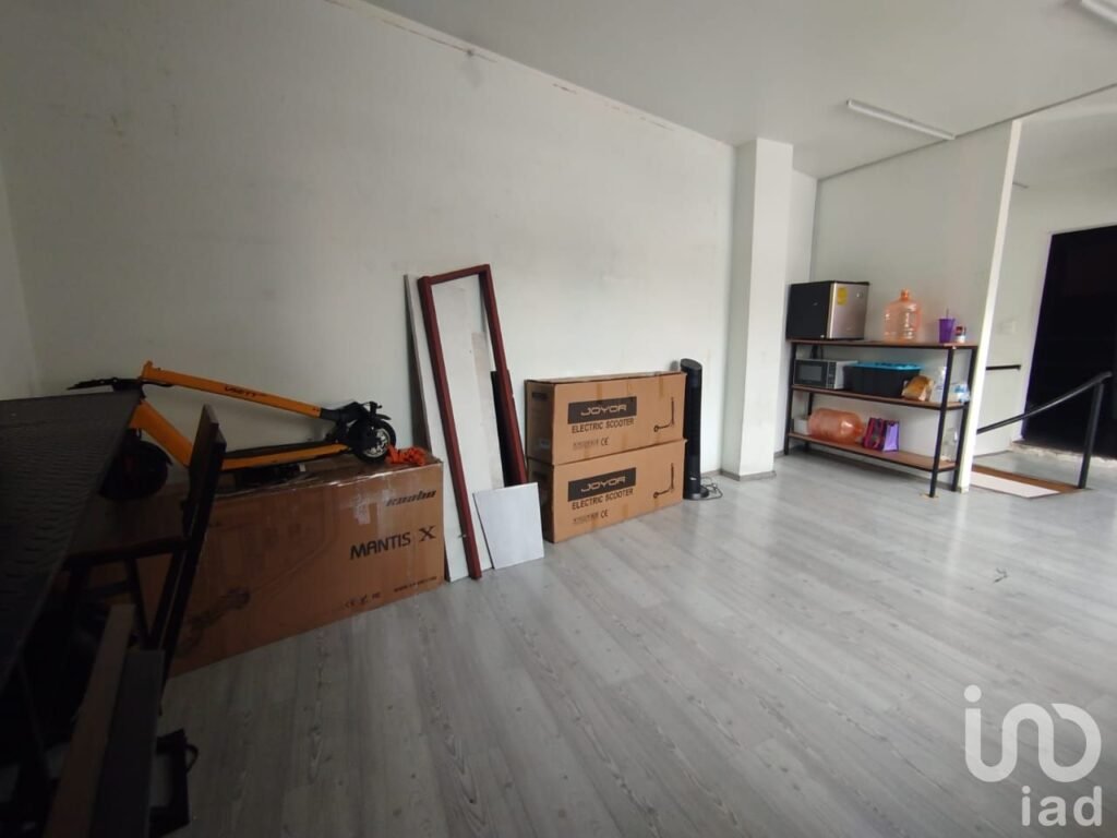 Oficina en reta, Escandón a una cuadra de plaza Metrópoli Patriotismo