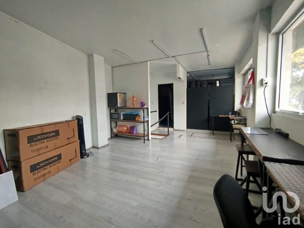 Oficina en reta, Escandón a una cuadra de plaza Metrópoli Patriotismo