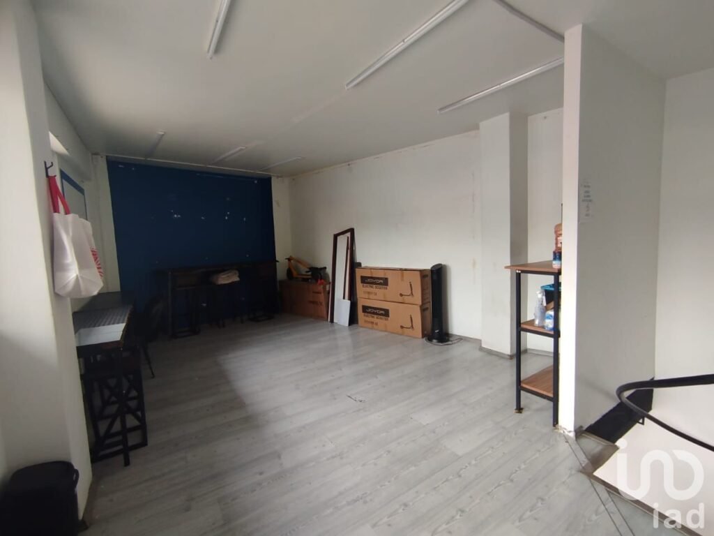 Oficina en reta, Escandón a una cuadra de plaza Metrópoli Patriotismo