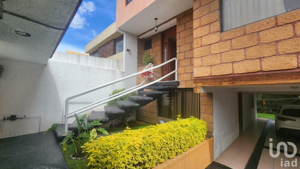 CASA EN VENTA EN HACIENDA DE COYOACAN