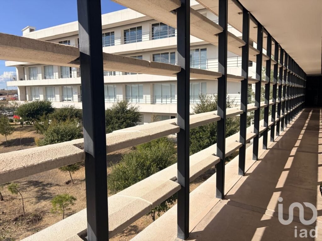 Centro corporativo, Querétaro: call center con infraestructura, flujo activo, potencial de expansión