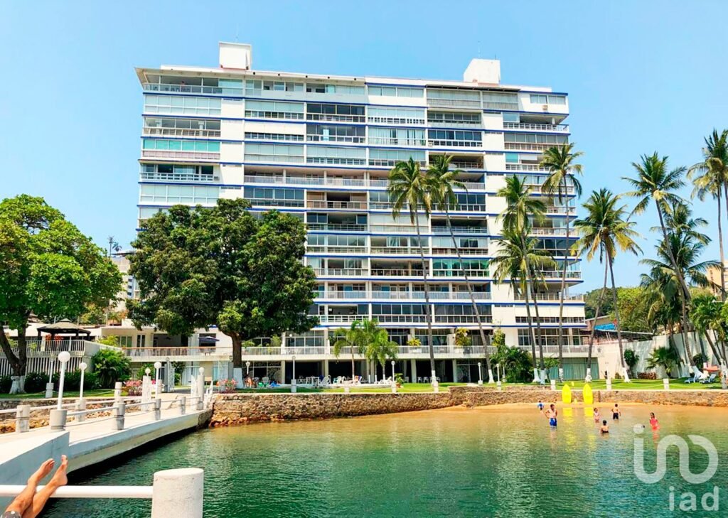 HERMOSO DEPARTAMENTO EN VENTA, CONDOMINIO LOS COCOS, ACAPULCO DE JUÁREZ