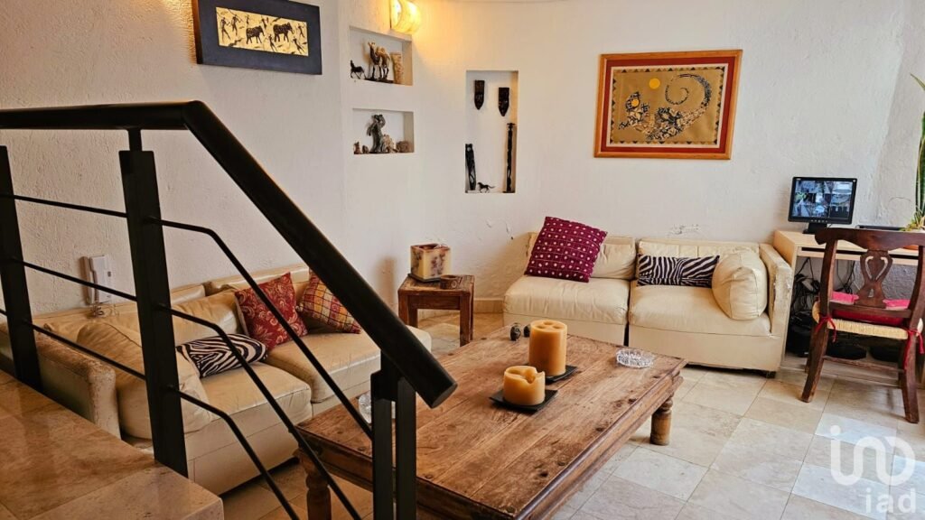 Amplia casa con alberca en Rancho Cortés