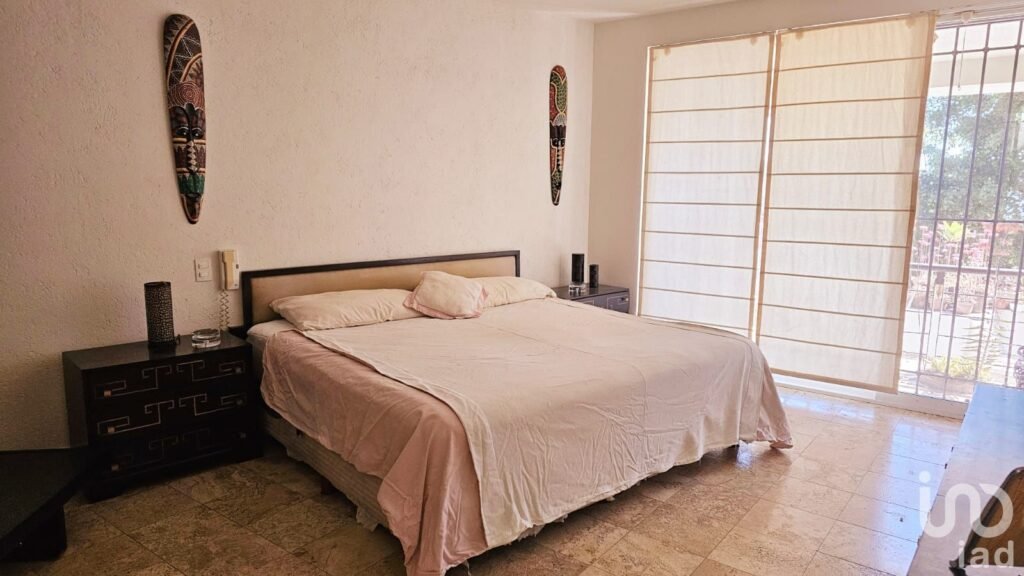 Amplia casa con alberca en Rancho Cortés