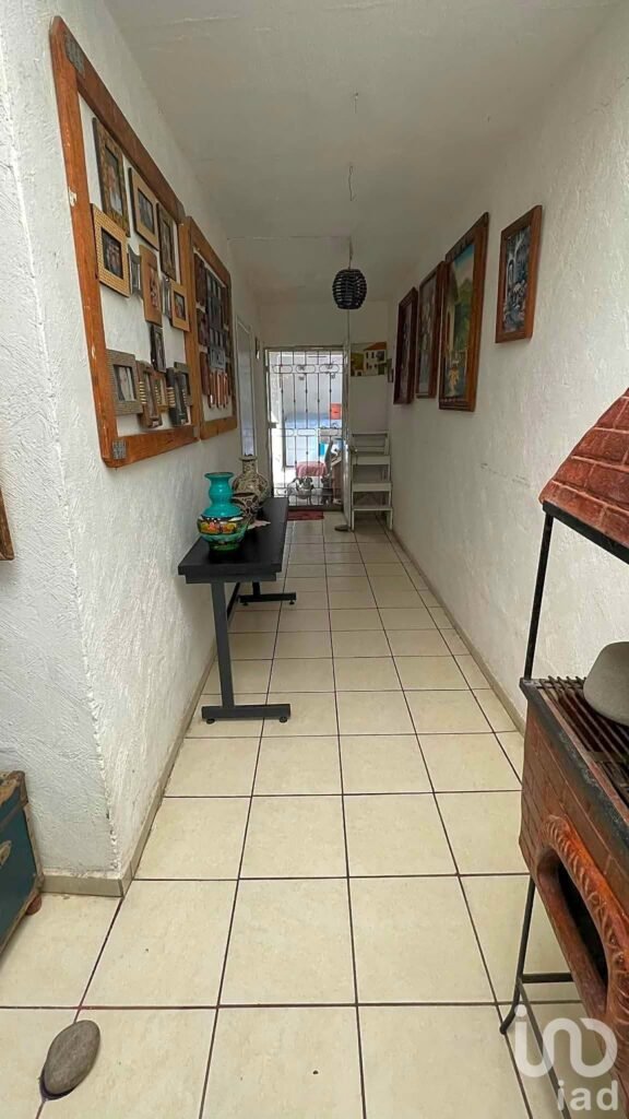 se vende casa en zona las juntitas tlaquepaque