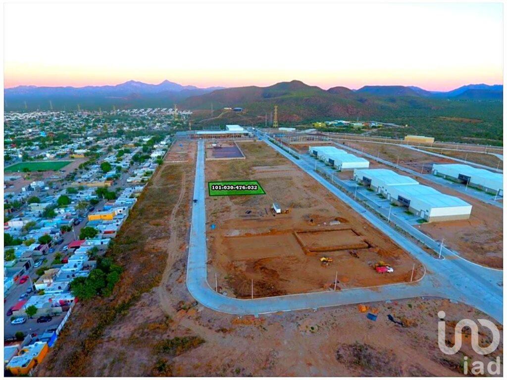 Se vende excelente terreno dentro de parque logístico industrial sobre carretera en La Paz, BCS