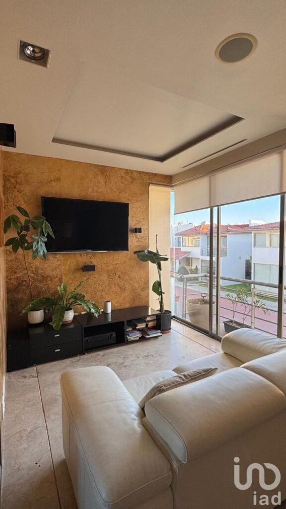 CASA EN VENTA EN FRACCIONAMIENTO RESIDENCIAL BOSQUES HABITAT,ZONA PLATEADA,PACHUCA,HGO.