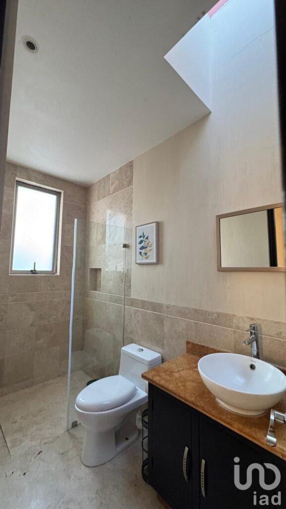 CASA EN VENTA EN FRACCIONAMIENTO RESIDENCIAL BOSQUES HABITAT,ZONA PLATEADA,PACHUCA,HGO.