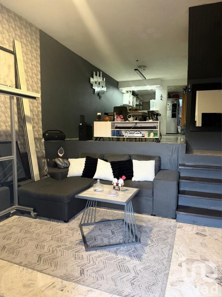 CASA EN VENTA (CALLE CERRADA) LAS ALAMEDAS, ATIZAPAN DE ZARAGOZA, C.P 52970