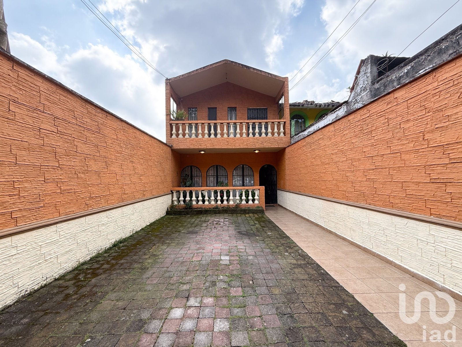 Casa en Venta de 4 recámaras en Xalapa, cerca de Facultad de Medicina y Secretaría de Finanzas