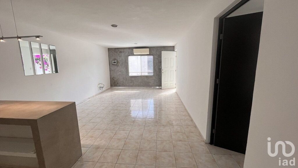 RENTA DE CASA PARA OFICINA EN SAN RAMÓN NORTE MERIDA YUCATAN