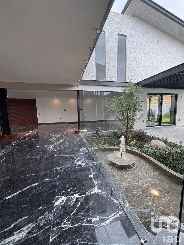 Residencia en Venta Rancho San Juan Zona Esmeralda Atizapan