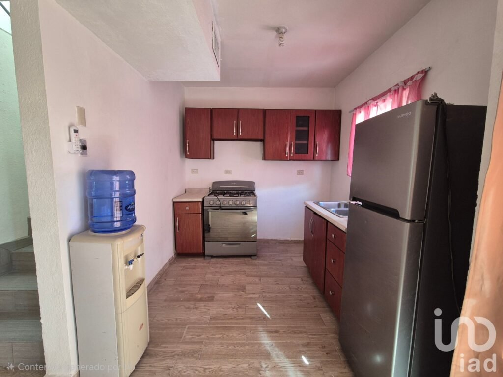 CASA EN RENTA POR EL K20, POR LA SANTOS DUMON CERCA DE LA MAQUILA CANO STEEL JOIST.