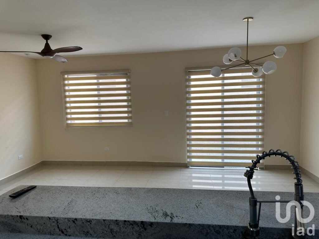 Casa en Renta 3 pisos en Gevora Residencial, Apodaca