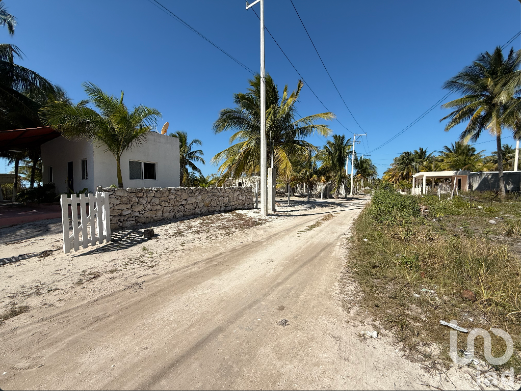 CASA EN VENTA EN TELCHAC PUERTO, YUCATAN