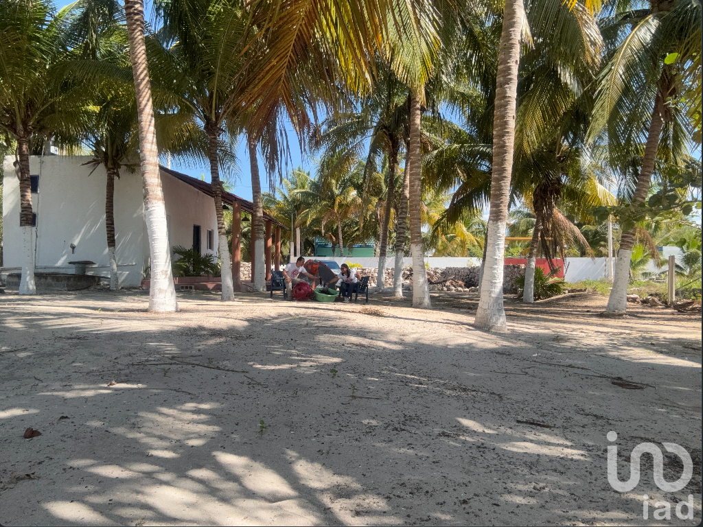 CASA EN VENTA EN TELCHAC PUERTO, YUCATAN