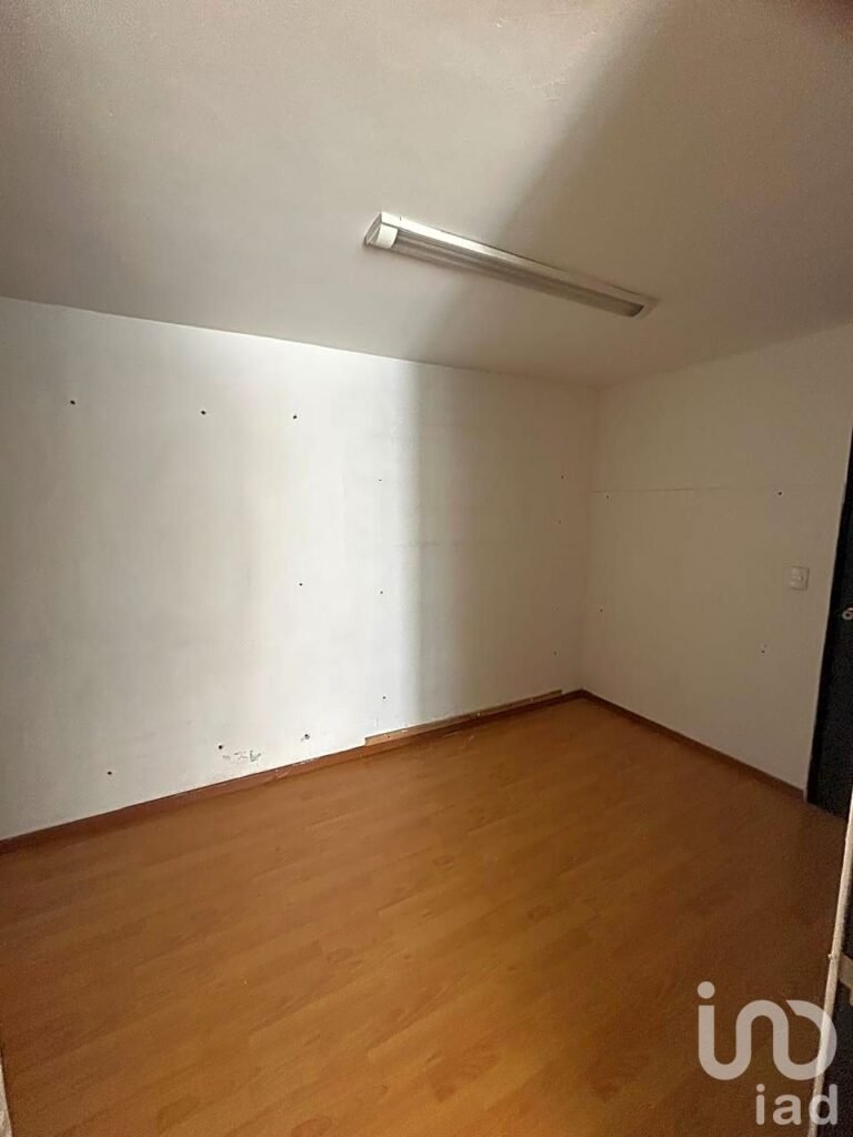 Local comercial en renta en Col. Huexotitla con 75m2