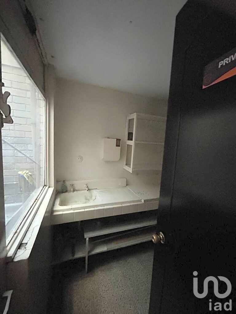 Local comercial en renta en Col. Huexotitla con 75m2