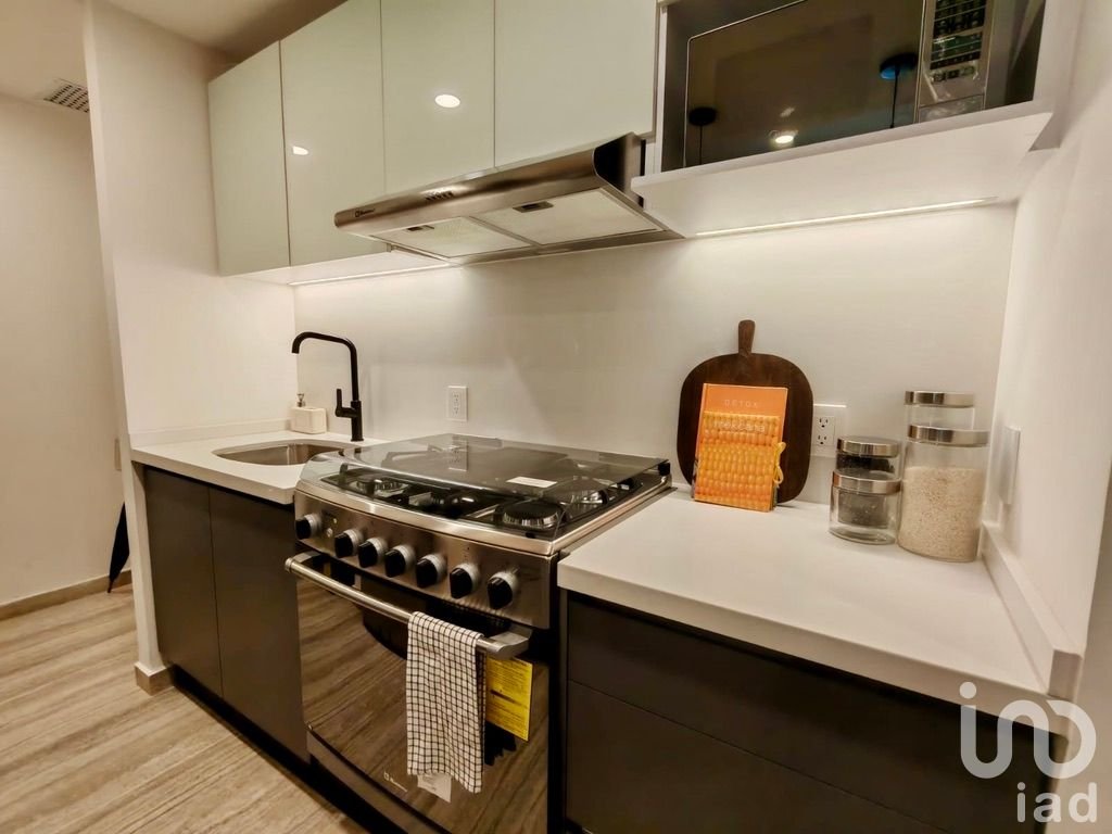 Departamento en Venta, 2 recamaras con Balcón en Col. Del Valle