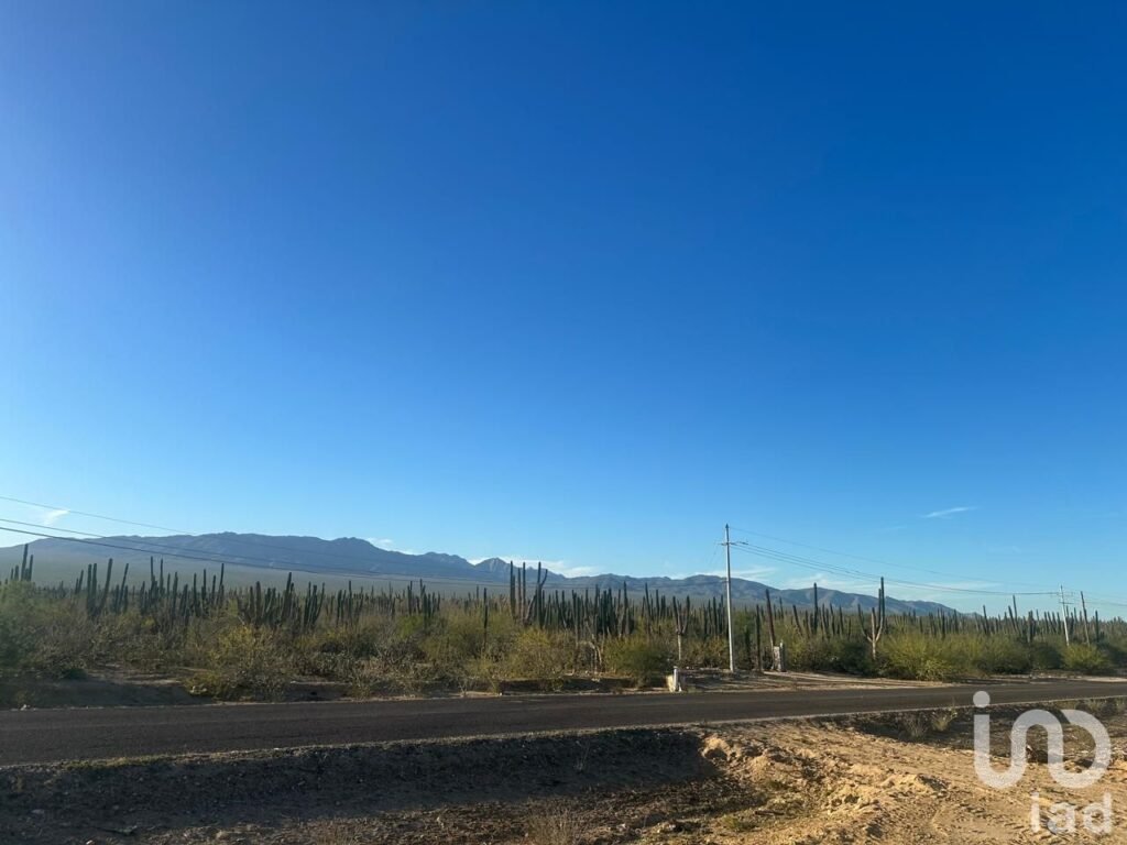 DOS HECTAREAS EN VENTA EN LA VENTANA A ORILLA DE CARRETERA