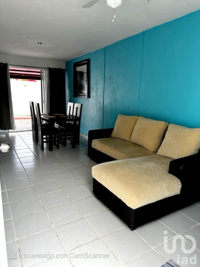 Venta de casa en GRAN CALZADA II a 7 cerca de aeropuerto.