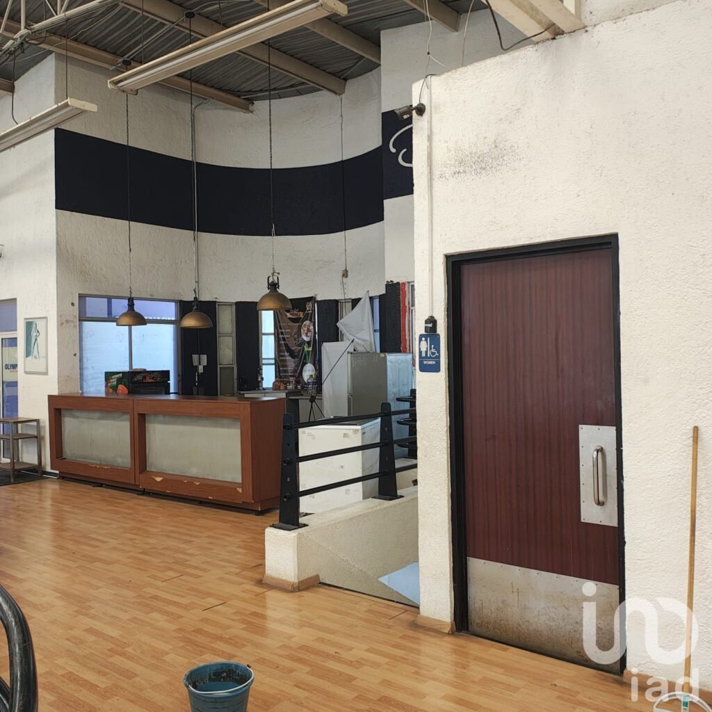 Se vende propiedad con NEGOCIO, Saltillo Coahuila