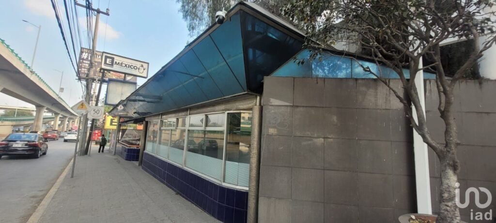 RENTA LOCAL COMERCIAL LOMAS VERDES