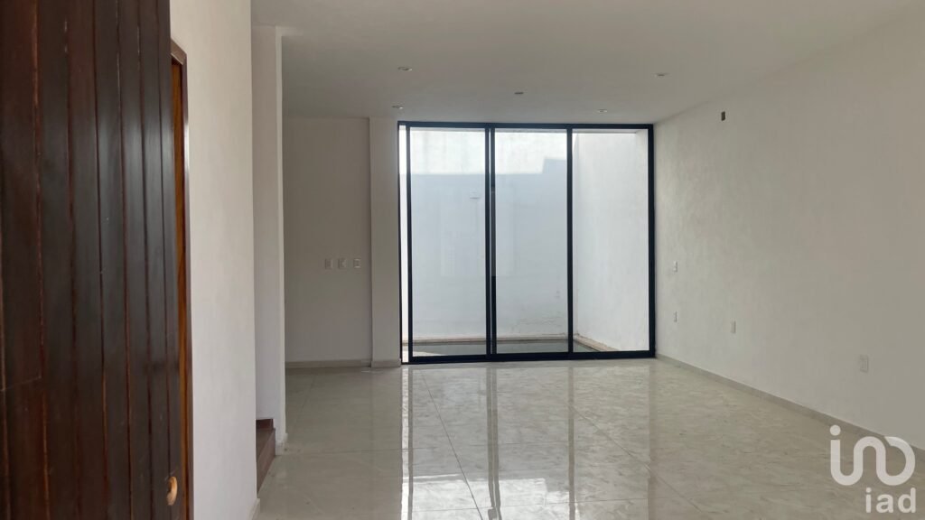 EN VENTA RESIDENCIA EN COLIMA ZONA NORTE