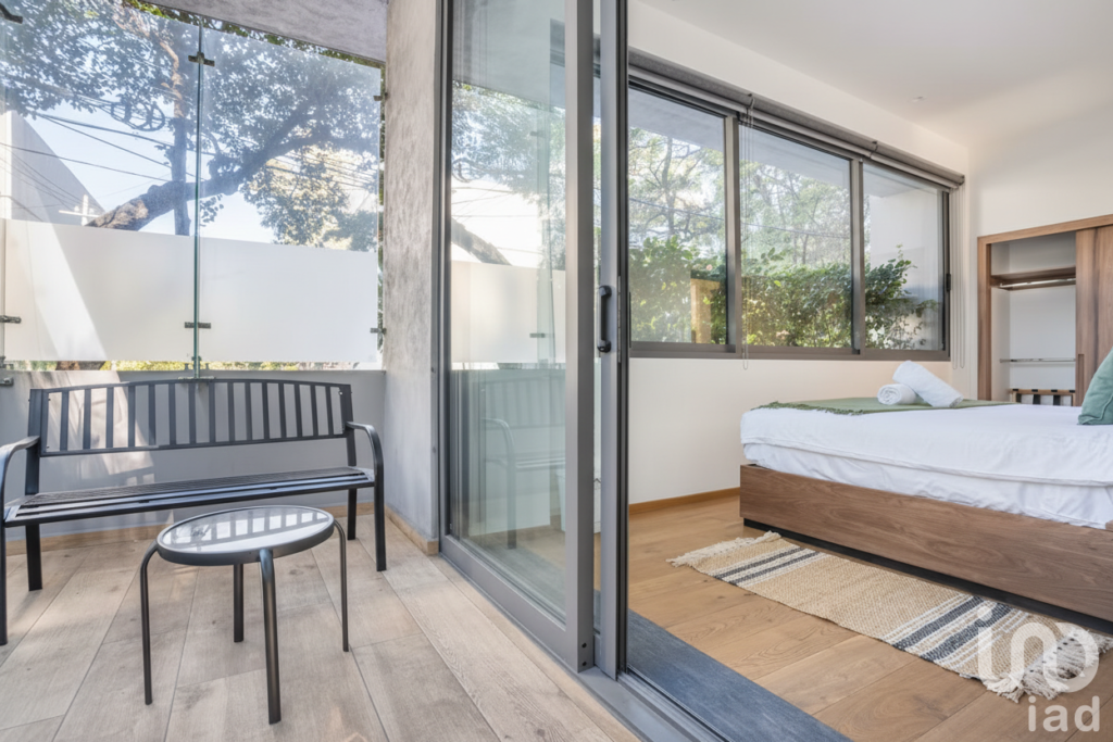 Espacioso Depa de 2 pisos en Colonia Condesa. Oportunidad de negocio