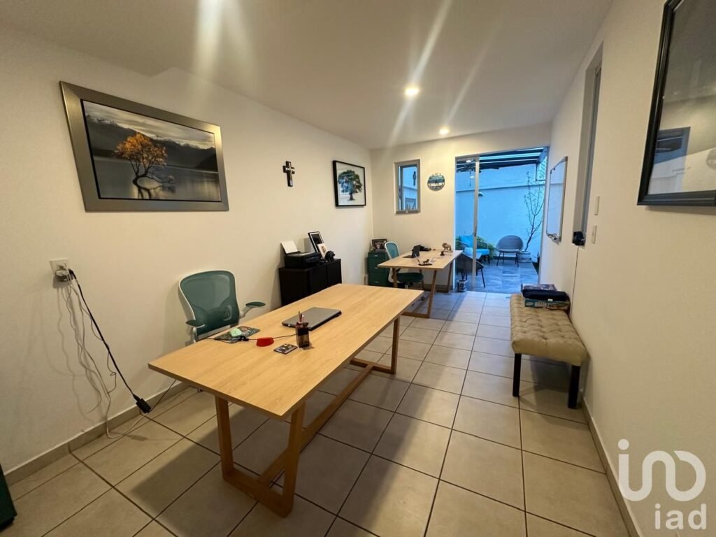 CASA EN VENTA EN LA SEXTA SECCION DE LOMAS VERDES, NAUCALPAN