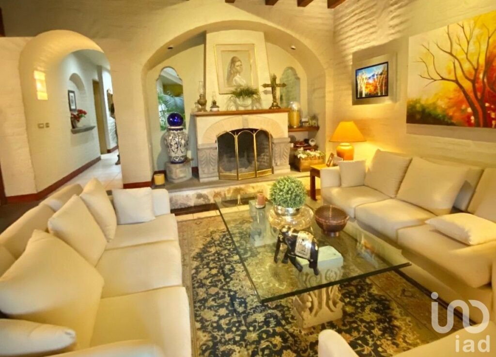 Casa en Venta en Country Club Coto privado, Guadalajara, Jalisco.