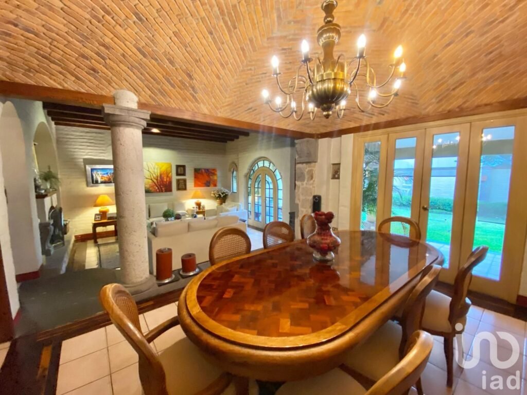 Casa en Venta en Country Club Coto privado, Guadalajara, Jalisco.