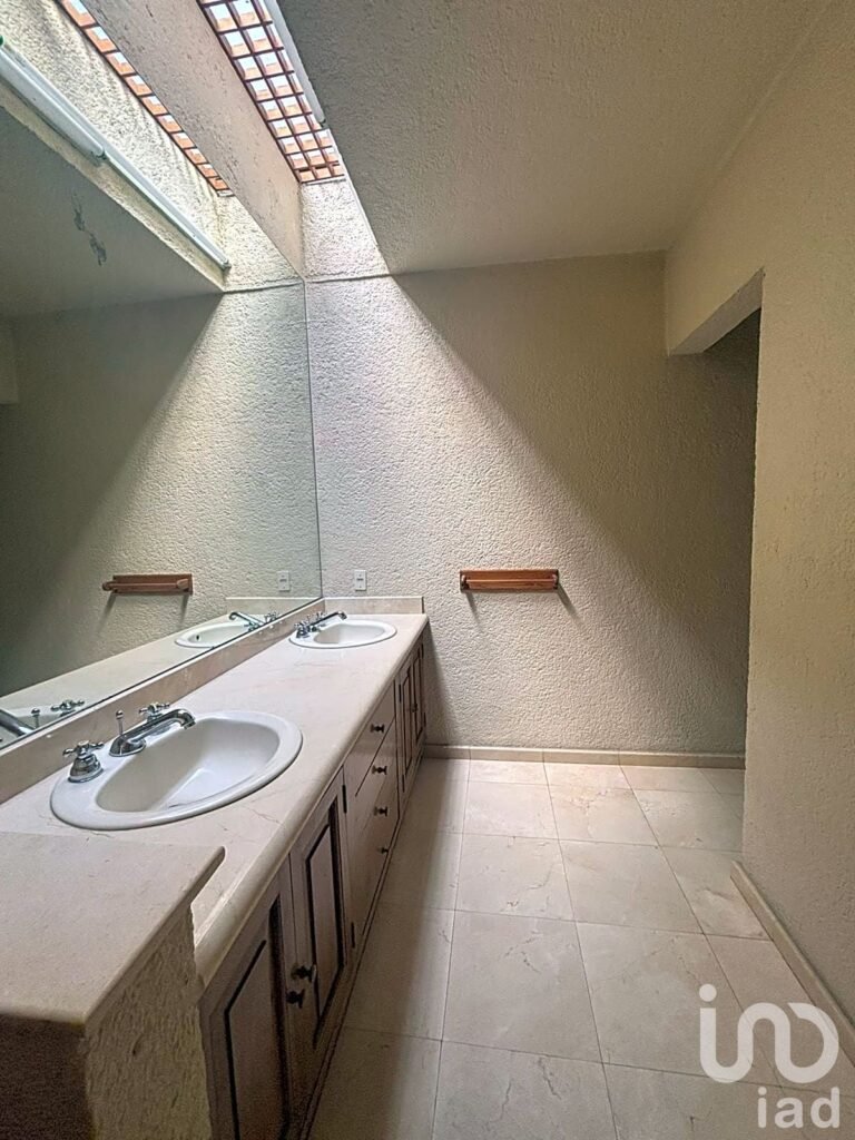 EN VENTA EXCELENTE PROPIEDAD EN PRIVADA, EN COLONIA  PALMIRA, CUERNAVACA.