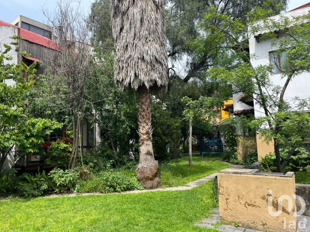 Oportunidad de casa en venta en Mixcoac para desarrollar departamentos