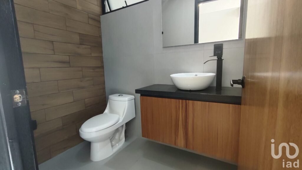 Casa de 3 niveles en zona residencial segura con amenidades Premium, zona TOP de Pachuca, Hidalgo