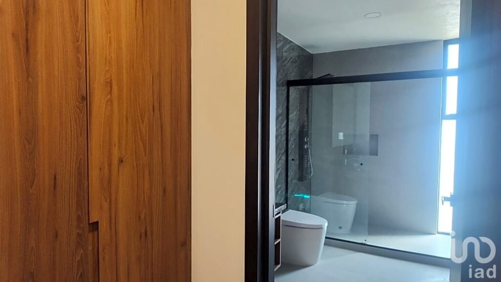 Casa Nueva de Lujo de 3 pisos en Parque Volcanes, Lomas de Angelopolis