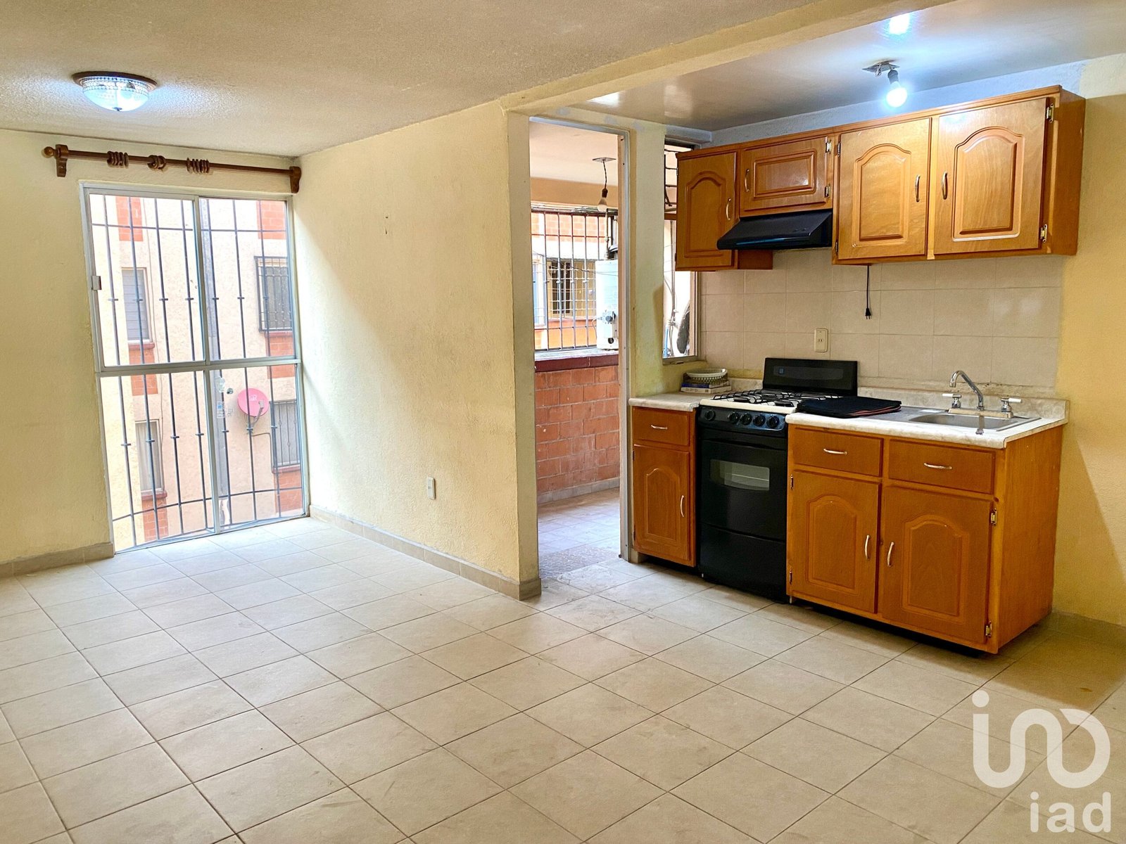 Venta Departamento 2 recámaras a media cuadra de Vía Morelos, lista para habitar!
