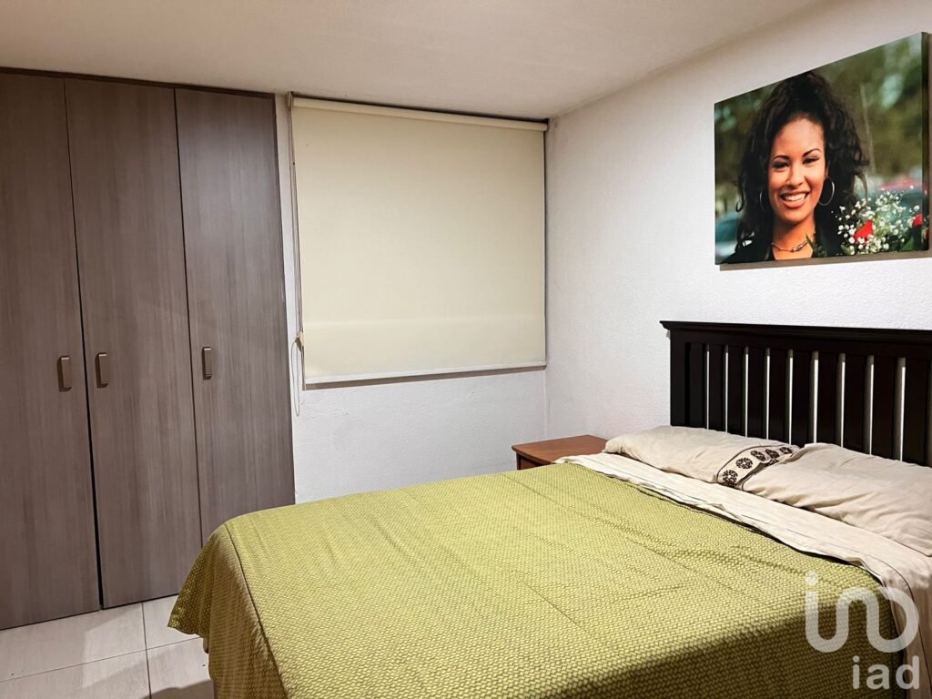 CASA EN RENTA AMUEBLADA O SIN AMUEBLAR EN FRACCIONAMIENTO CON ALBERCA