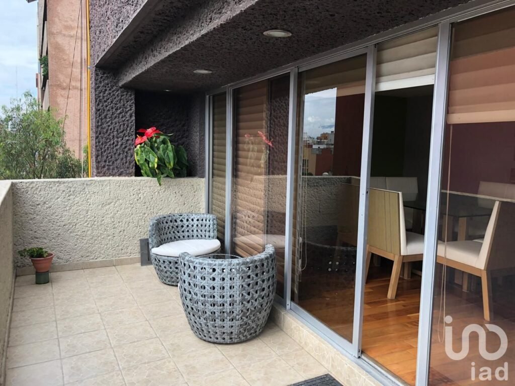 EN VENTA DEPARTAMENTO PH 2 NIVELES AMUEBLADO, COLONIA DEL VALLE SUR A 200 M. DE GALERIAS INSURGENTES